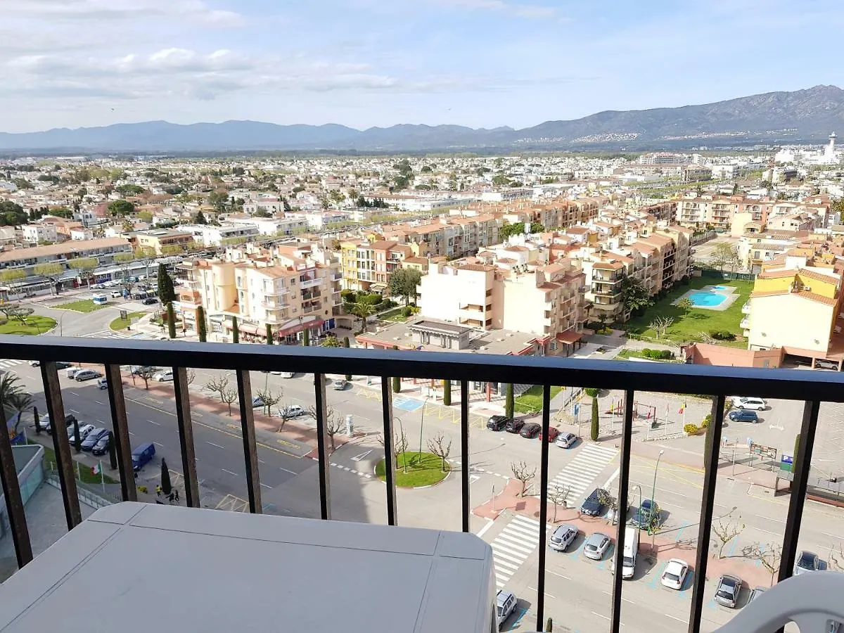Estudio New Orleans Beach Apartment Empuriabrava Spain
